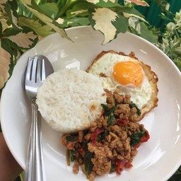 กะเพราหมูสับ