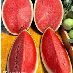 แตงโม ซอนญ่า ลูกเล็ก ครึ่งลูก