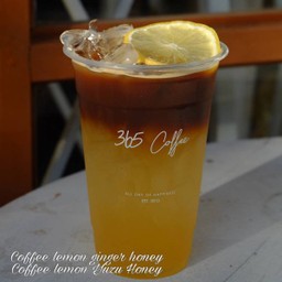 แบล๊คคอฟฟี่น้ำผึ้งมะนาว