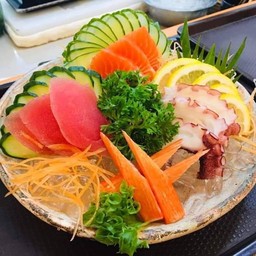 Sashimi Crab sticks/Salmon/tuna/taco