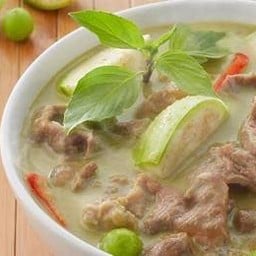 แกงเขียวหวานเนื้อ+ข้าวเปล่า