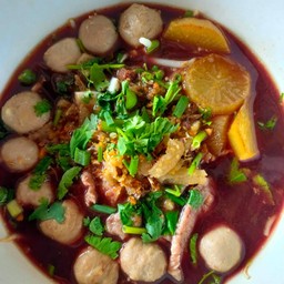 เกาเหลาลูกชิ้นเนื้อเปื่อย