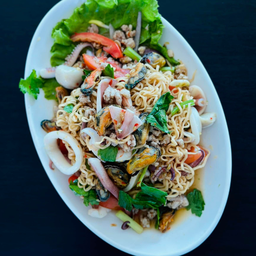 ยำมาม่าทะเล