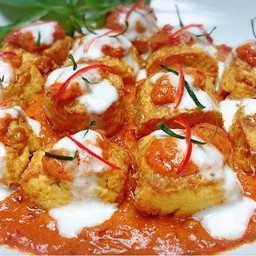 ฉู่ฉี่เต้าหู้ไข่หมูสับ