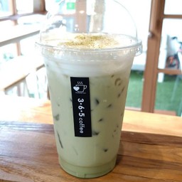 ชาเขียวนมสดพรีเมี่ยม