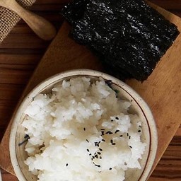 ข้าวญี่ปุ่น + สาหร่ายเกาหลี