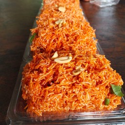 หมี่กรอบสมุนไพร