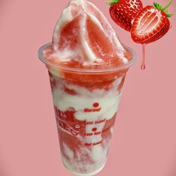 สตอเบอรี่ปั่น + โยเกิร์ต