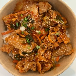 ข้าวหน้าหมูผัดกิมจิ