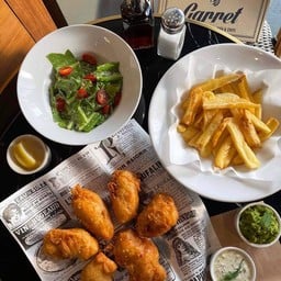 IPA-BATTERED DORY BITES & CHIPS