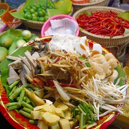 ตำถาด (แถมถาดกลับบ้านนะค่ะ)