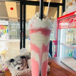 สตอเบอรี่ นมสด