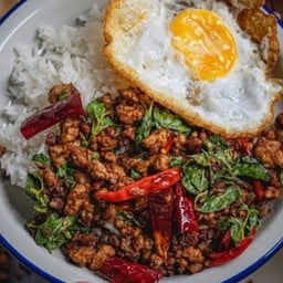 ขาหมูแม่แหวน สูตรสุโขทัย