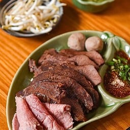 ลวกจิ้มเนื้อรวม-เล็ก