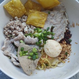 ก๋วยเตี๋ยวแห้งต้มยำ(พิเศษ)