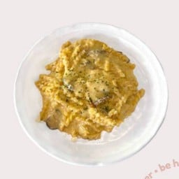 Pasta Carbonara With Bacon And Mushrooms 