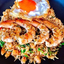 เซ็ทมินิกะเพราหน้ากุ้งสเต็ก