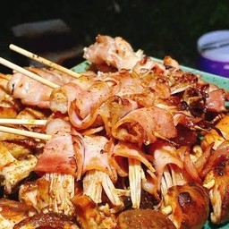 หม่าล่าย่างไฟรวม 15 ไม้ ไม้ละ 11 บาท