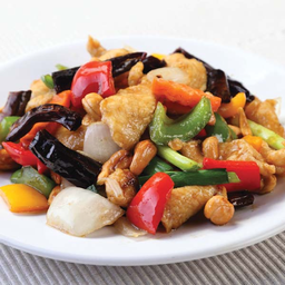 ไก่ผัดเม็ดมะม่วงหิมพานต์