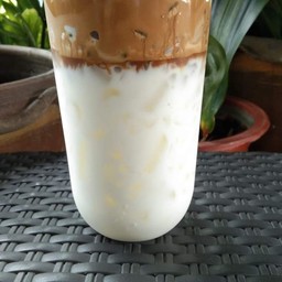 นมสดครีมกาแฟ