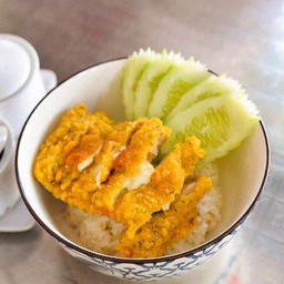 ข้าวมันไก่ทอด