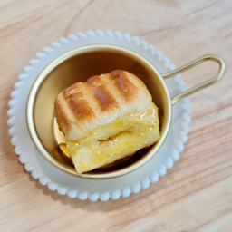 ปังเนย-น้ำผึ้ง