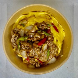 ข้าวไข่ข้น สันคอหมูผัดพริกไทยดำ