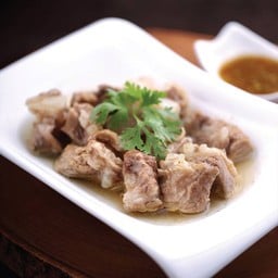 ซี่โครงหมูนึ่งจิ้มเต้าเจี้ยว