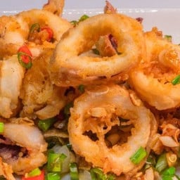 ปลาหมึกพริกเกลือ