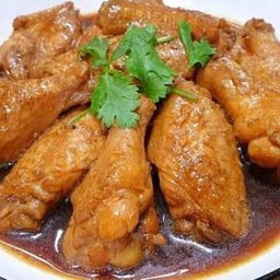 ปีกไก่ต้มน้ำปลา 5 ชิ้น