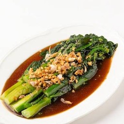 คะน้าฮ่องกงราดน้ำมันหอย