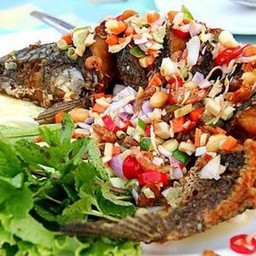 ปลาช่อนทอดสมุนไพร