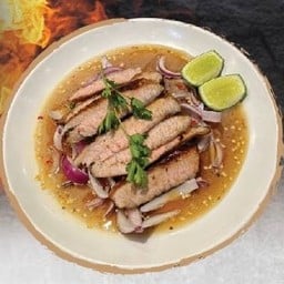 ยำคอหมูย่างเป็นดาว (เดลิเวอรี่)