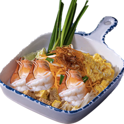 ํผัดไทยกุ้งสด