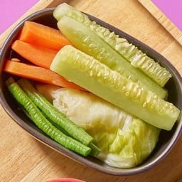 ชุดผักต้ม / ผักสด