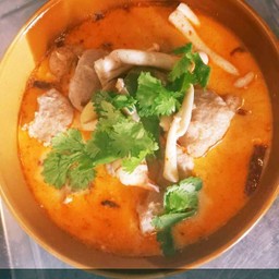 ต้มยำไก่น้ำข้น+ข้าวไข่ขยี้
