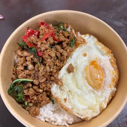 ข้าวกะเพราหมูสับ