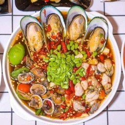 22 ยำสามหอย