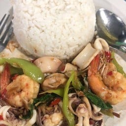 ก๋วยเตี๋ยวริมคลอง&อาหารตามสั่ง ป้าชอบ