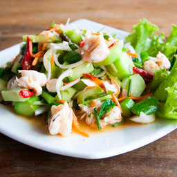 ยำคะน้าแก้วกุ้งสด