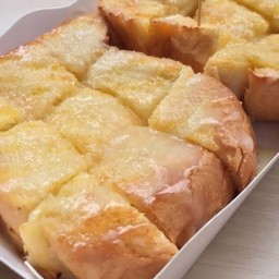 ปังปิ้งเนยนม