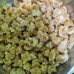 กากหมู 15กรัม