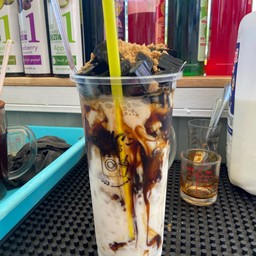 เฉาก๊วยนมสด