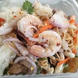 ยำมาม่า-ทะเล