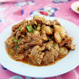 น้ำตกเนื้อ