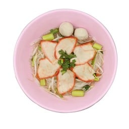 ชาย 4 บะหมี่เกี๊ยวหน้่า ม.ทำเลทอง (ก่อนหน้านี้อยู่ข้าง 7-11 บิ๊กเกอร์แลนด์ 4 ลำลูกกาคลอง 8) บึงทองหลาง