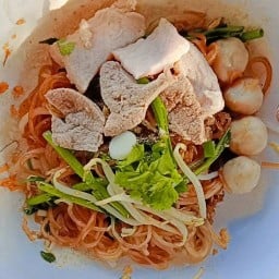 ก๋วยเตี๋ยวหมูหมักตับ/บ้านดอนหาด สาขาแรก