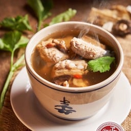 ซี่โครงหมูตุ๋นเห็ดหอม