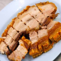 หมูกรอบ(ขายเป็นขีด)