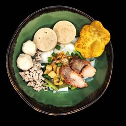 ก๋วยเตี๋ยวหมู น้ำใส